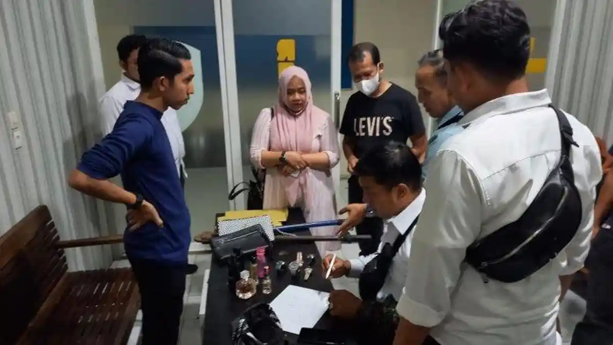 Tim Rimueng Tangkap Dua Bestie Pembobol Toko Arloji dan Ponsel