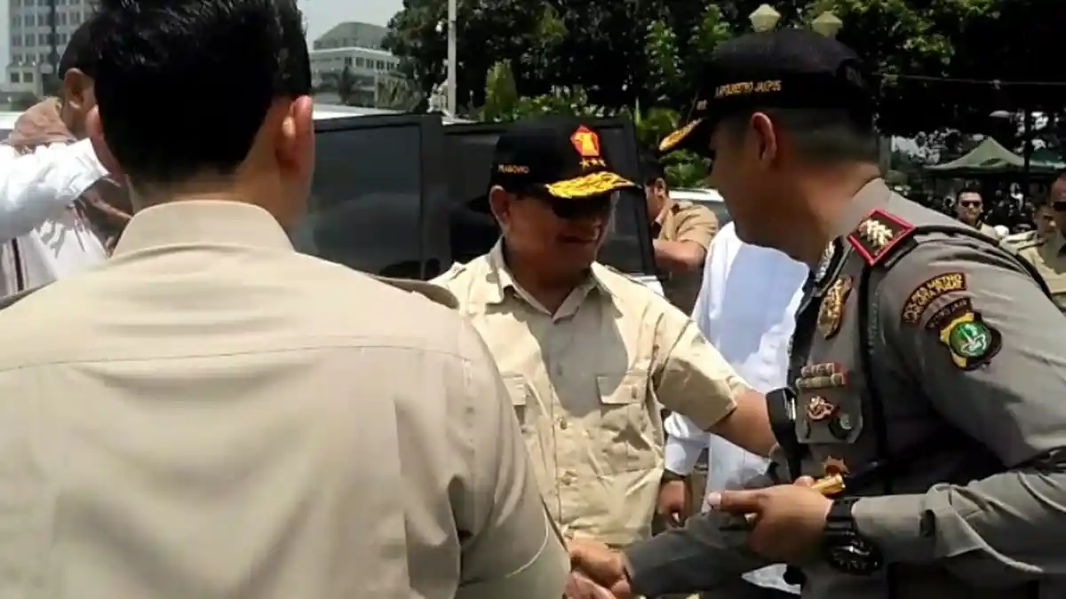 Kehadiran Prabowo Subianto pada Aksi Bela Rohingya 169 Disambut Takbir