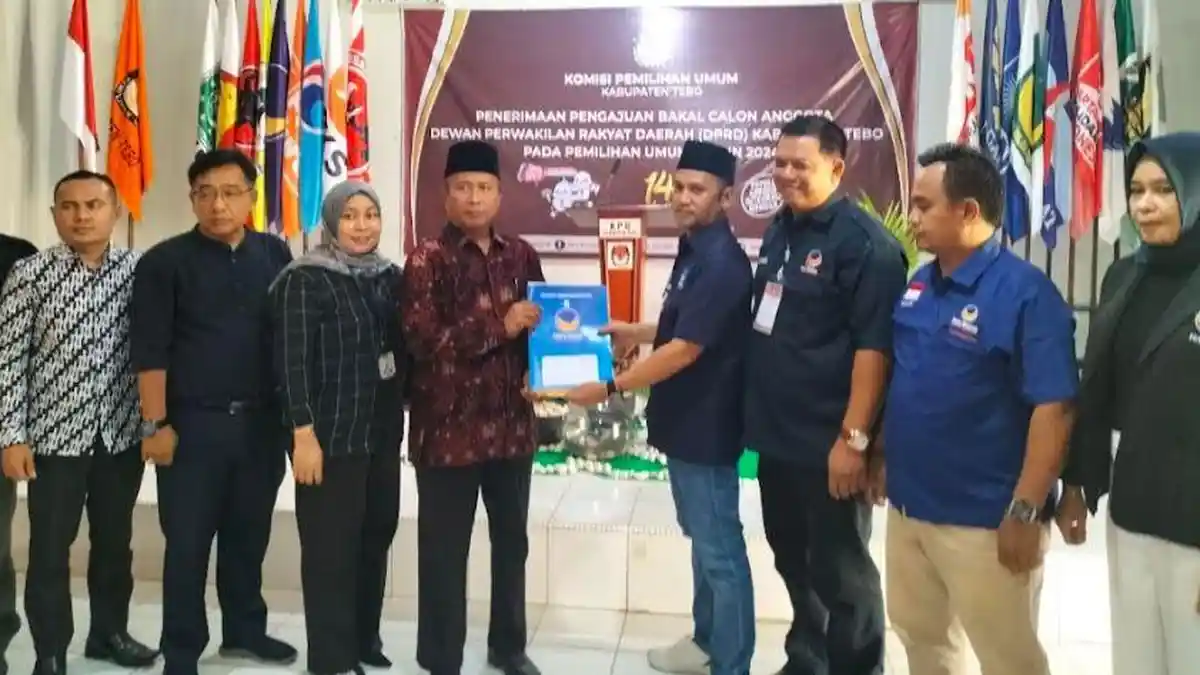 DPD NasDem Tebo Daftarkan 35 Bacaleg ke KPU, Targetkan Raih 6 Kursi di DPRD