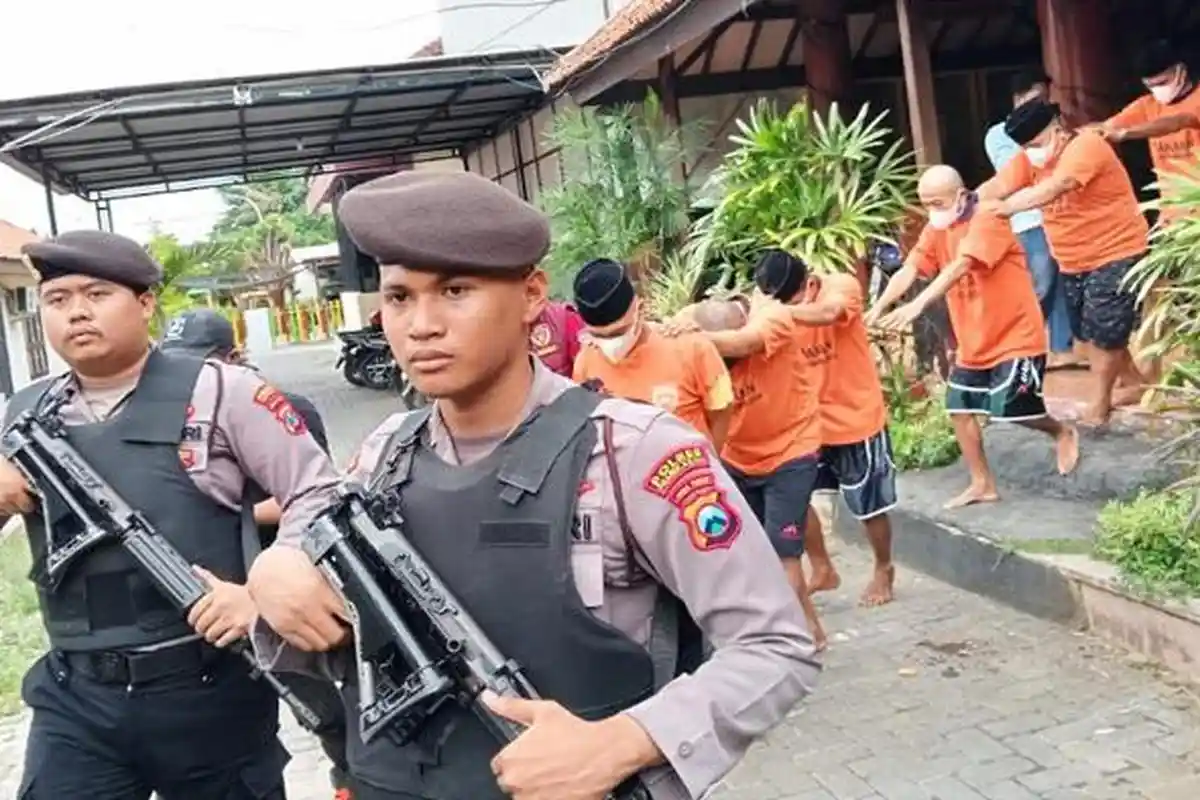 Dalam Sepekan 16 Pejudi Terjaring di Pamekasan, Uang Hasil Judi Remi Mencapai Rp 2,4 Juta