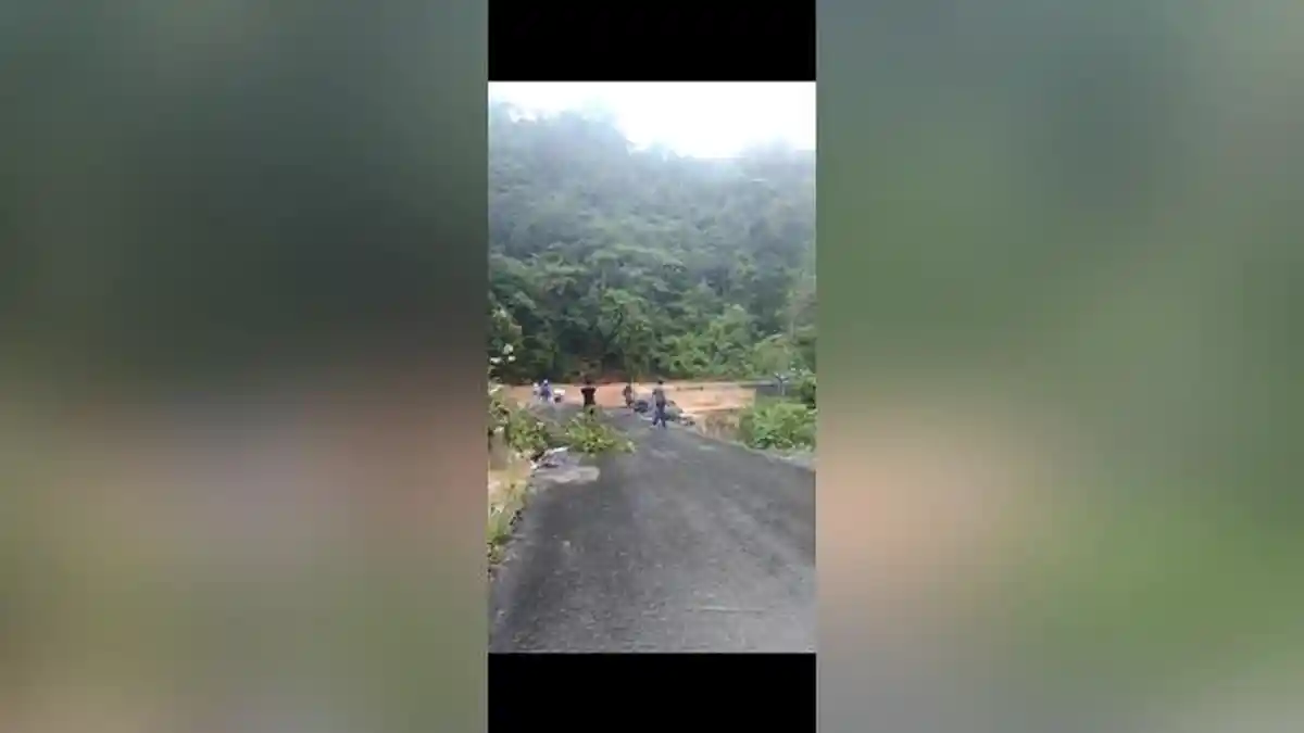 Sempat Terputus, Akses Loksado-Batulicin di Gunung Sabuk Kembali Normal