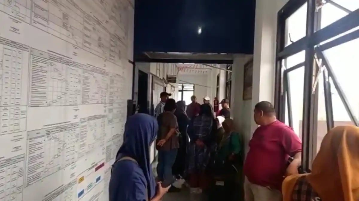 Tak Temui Kesepakatan, Sopir dan Pemilik Angkot di Ambon Mengadu ke Dishub
