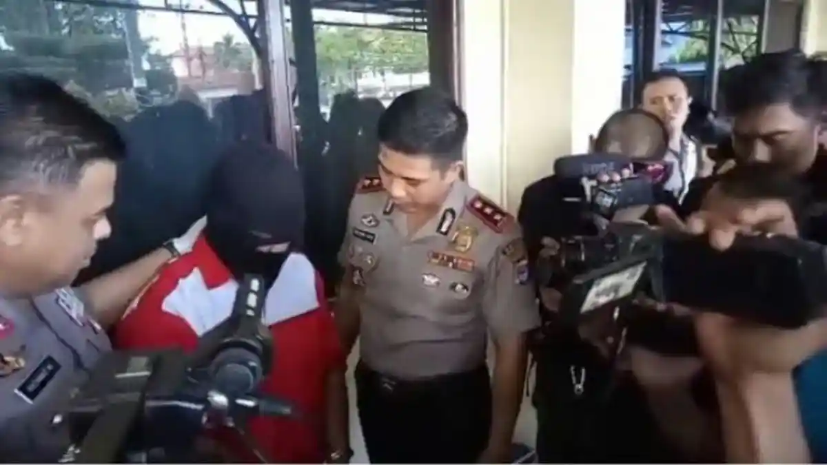 Oknum Guru SD di Banjarbaru Ini Cabuli Siswanya Sendiri