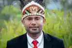 Pemuda-Papua-Tengah-Arnol-Kandenapa.jpg