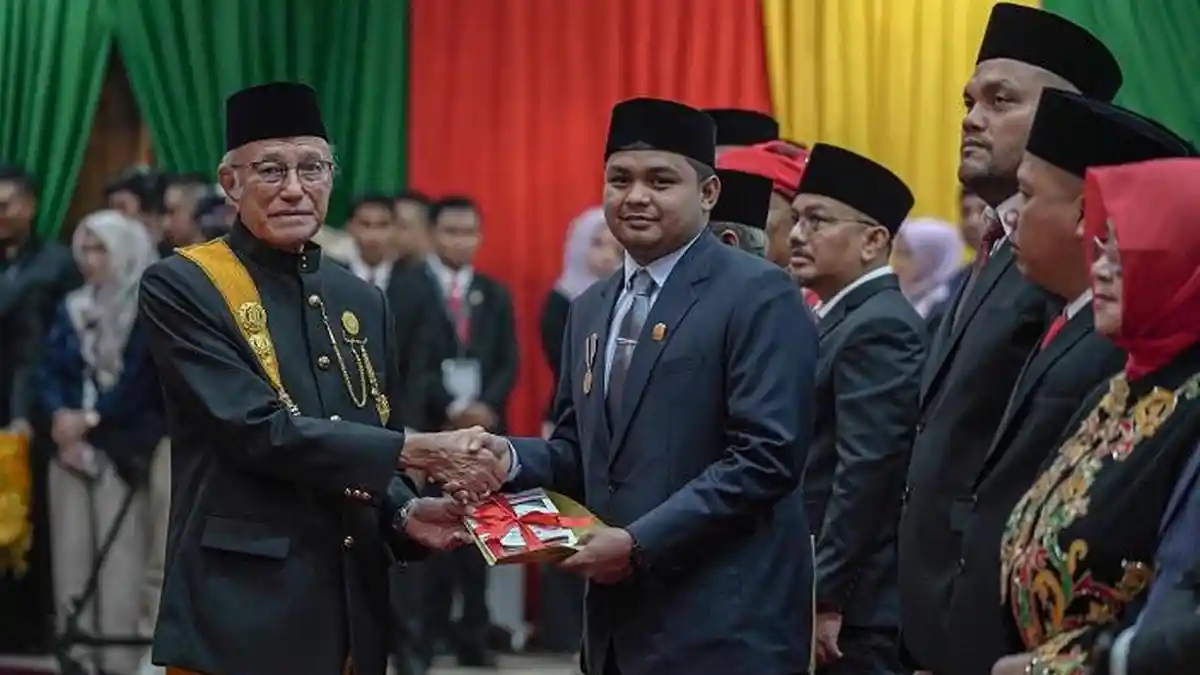 Raja Lukmanul Ziaulhaq, Anggota DPRA Termuda Resmi Dilantik, Ajak Anak Muda Melek Politik