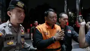 Ketua-dan-Wakil-Ketua-PN-Depok-Resmi-Ditahan-KPK_20260207_081358.jpg