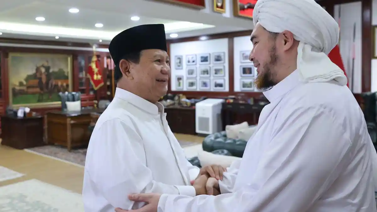 Ketika Menhan Prabowo Subianto dan Habib Jindan Silaturahmi Ramadan 