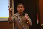 menteri-energi-dan-sumber-daya-mineral-esdm-ignasius-jonan_20180225_123350.jpg