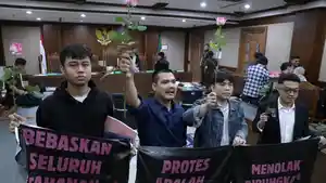 Sidang-Pledoi-Delpedro-dkk_20260302_151312.jpg