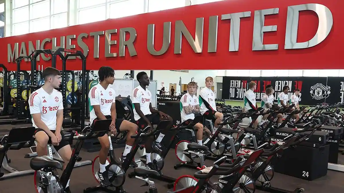 Deal, Glazzer Lepas Manchester United ke Sheikh Jassim Dengan Nilai 6 Miliar Pound