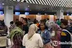 Penumpang-saat-memadati-Terminal-1-Bandara-Juanda-Selasa-2042024.jpg