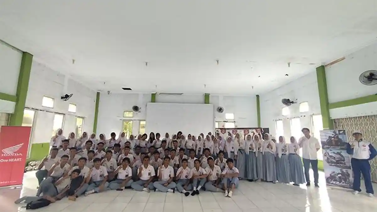 Kesadaran Cari_aman Bagi Gen Z di SMA Negeri 7 Pontianak