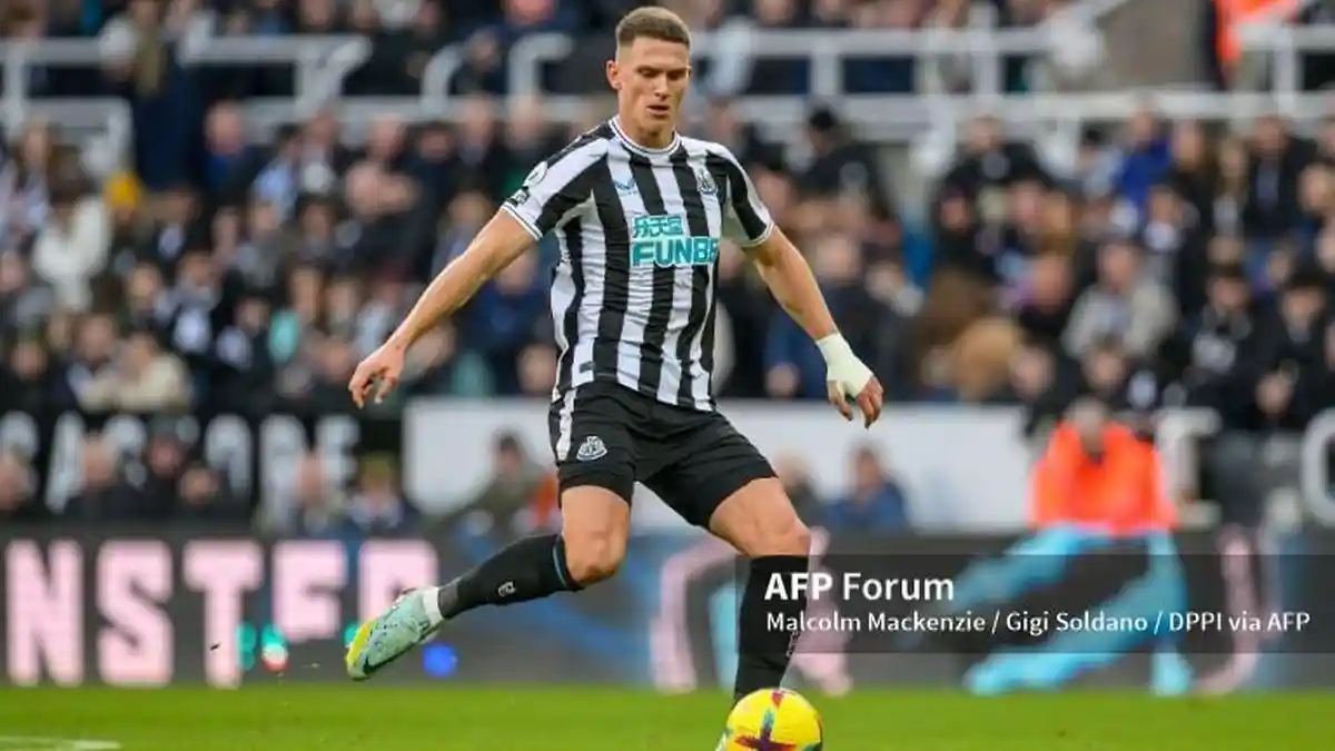 Sven Botman Tak Menyesal Pilih Gabung Newcastle United Ketimbang AC ...