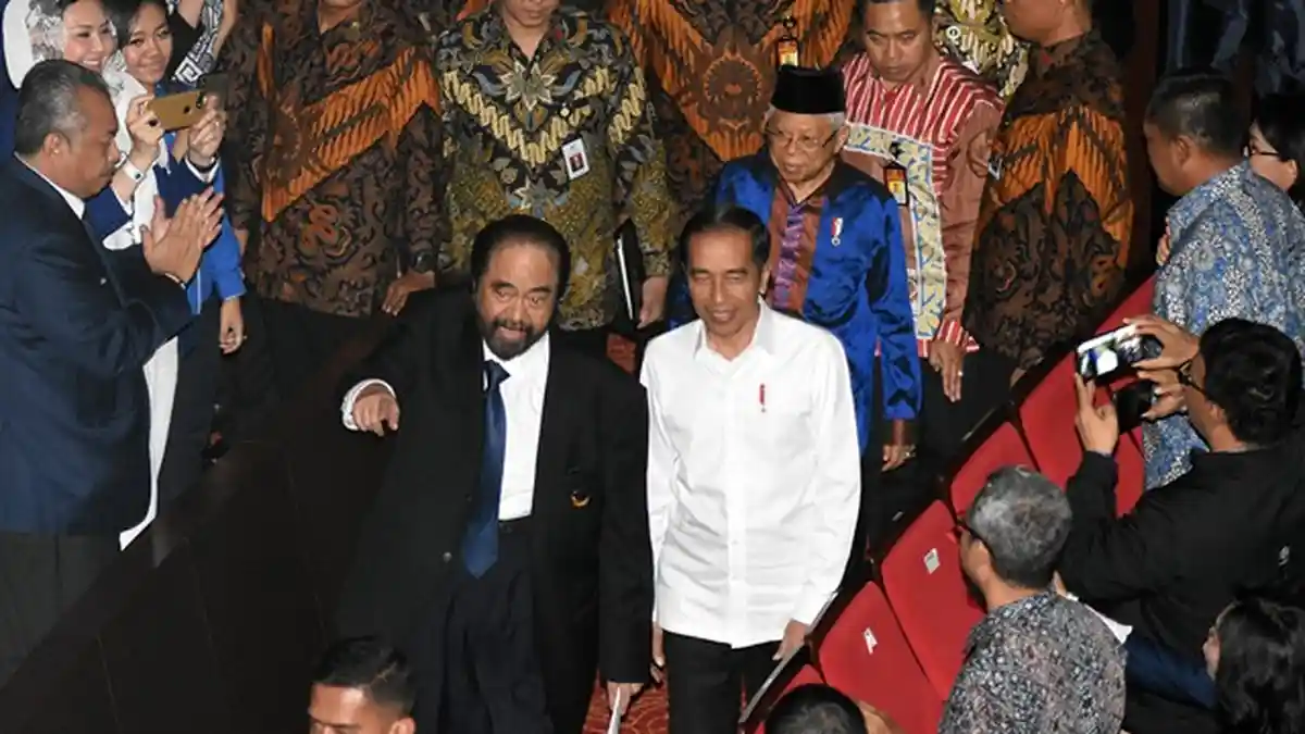 Surya Paloh dan Jokowi 'Balasan Pantun' di Acara Nasdem