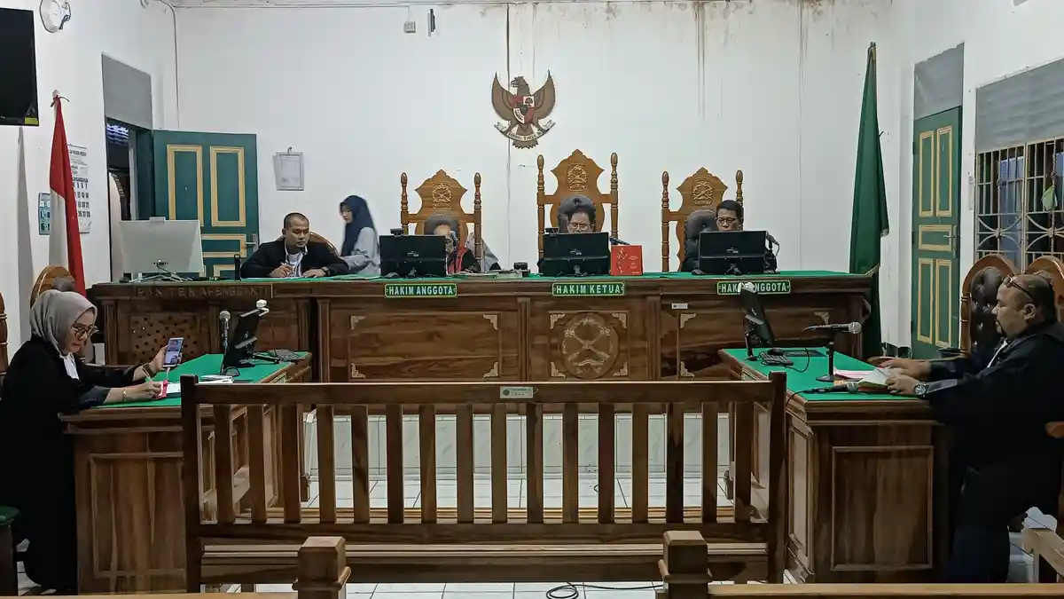 Setelah Ditunda 3 Minggu, Sidang Perkara Dugaan Penista Agama yang Ingin Kuliti Tuhan Kembali Gelar