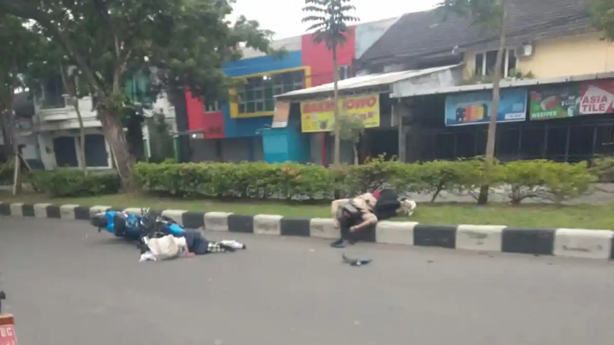 Kronologi Kecelakaan Mio Vs GSX 150 di Jalan Arteri Soekarno Hatta Semarang, 3 Orang Luka Ringan