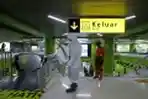Penyemprotan Disinfektan di Stasiun Gambir Jakarta
