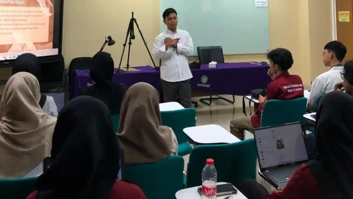Mahasiswa UIN Sunan Kalijaga Belajar Digitalisasi Manuskrip dan Penulisan Ilmiah di UIN Saizu