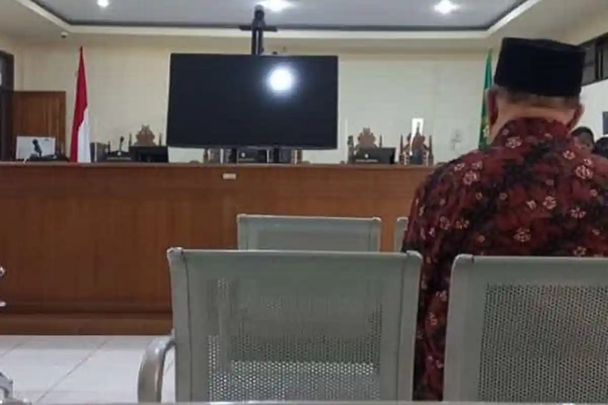 Terdakwa Kasus Kekerasan Seksual Oknum Dosen UHO Kendari Prof B Diputuskan Penjara 3 Bulan