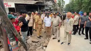 JALAN-AMBLAS-LENTENG-AGUNG-Wakil-Gubernur-DKI-Jakarta-Rano-Karno.jpg
