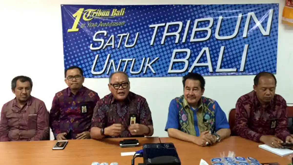 Kakanwil Direktorat Jenderal Pajak Bali Simakrama ke Kantor Tribun Bali
