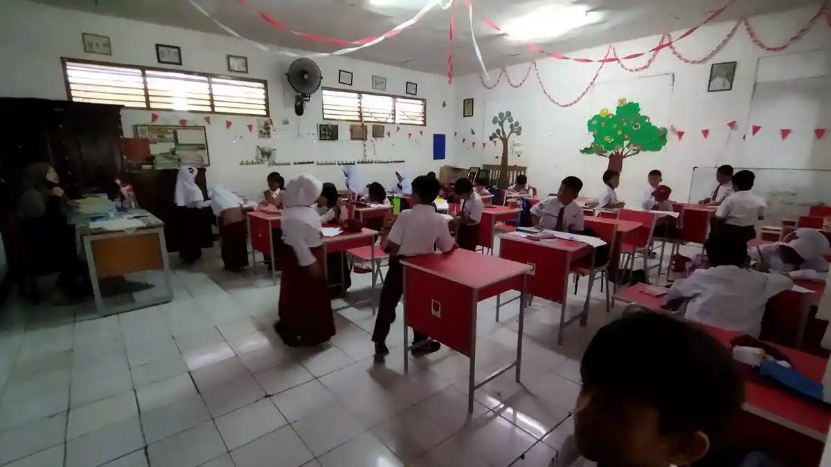 Polemik SDN 1 Pondok Cina, Komisioner KPAI : Hak Pendidikan Anak di Atas Segalanya