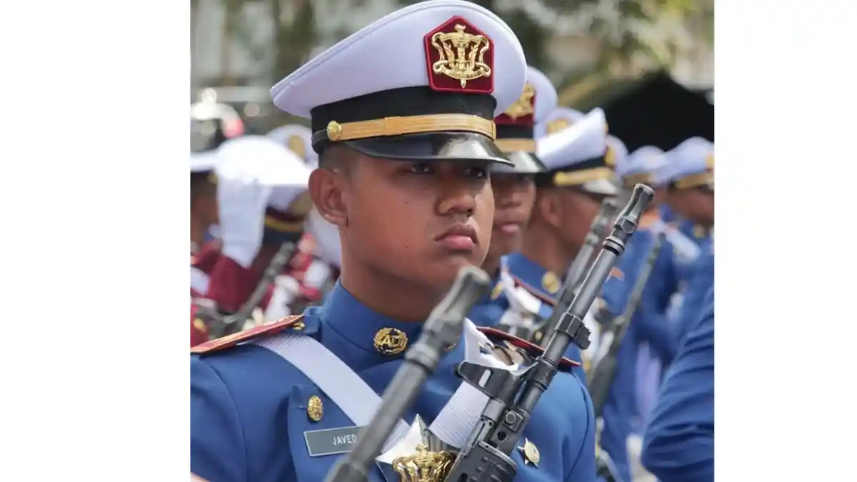 Dari Kayuhan Dayung Menuju Pendidikan Militer, Javed Buktikan Mimpi ...