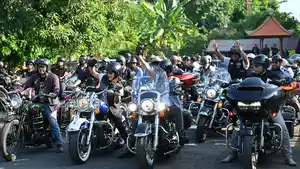 KPU-Bali-Gandeng-Komunitas-Motor-dan-Mobil-untuk-Capai-Target.jpg