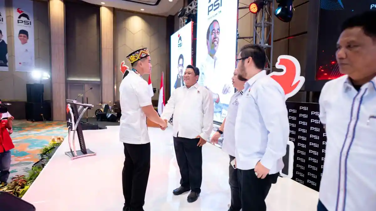 Natalino Lieling Pimpin PSI Mahakam Ulu 2026–2030, Dilantik Langsung Kaesang Pangarep - Tribunkaltim.co