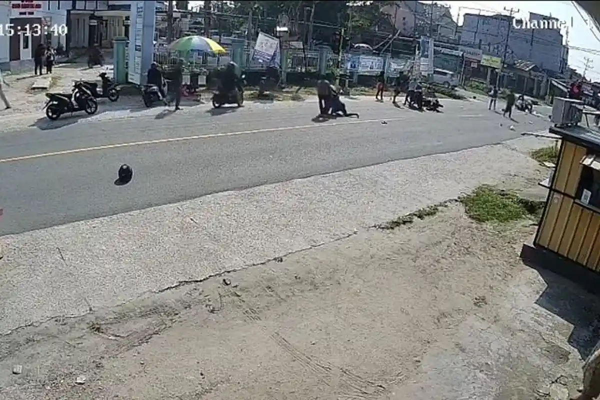 BREAKING NEWS: Kecelakaan Beruntun di Simpang RSUD Anuntaloko Parigi