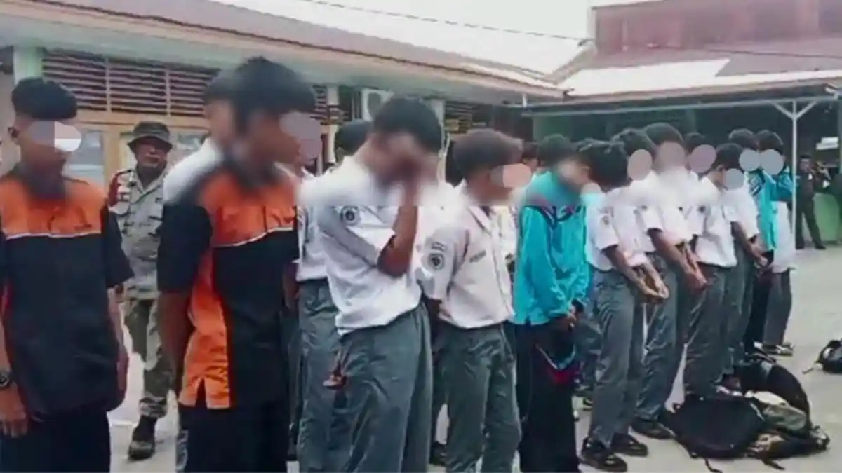 Nongkrong di Luar Sekolah, Puluhan Pelajar SMK di Anduring Padang Dicokok Satpol PP