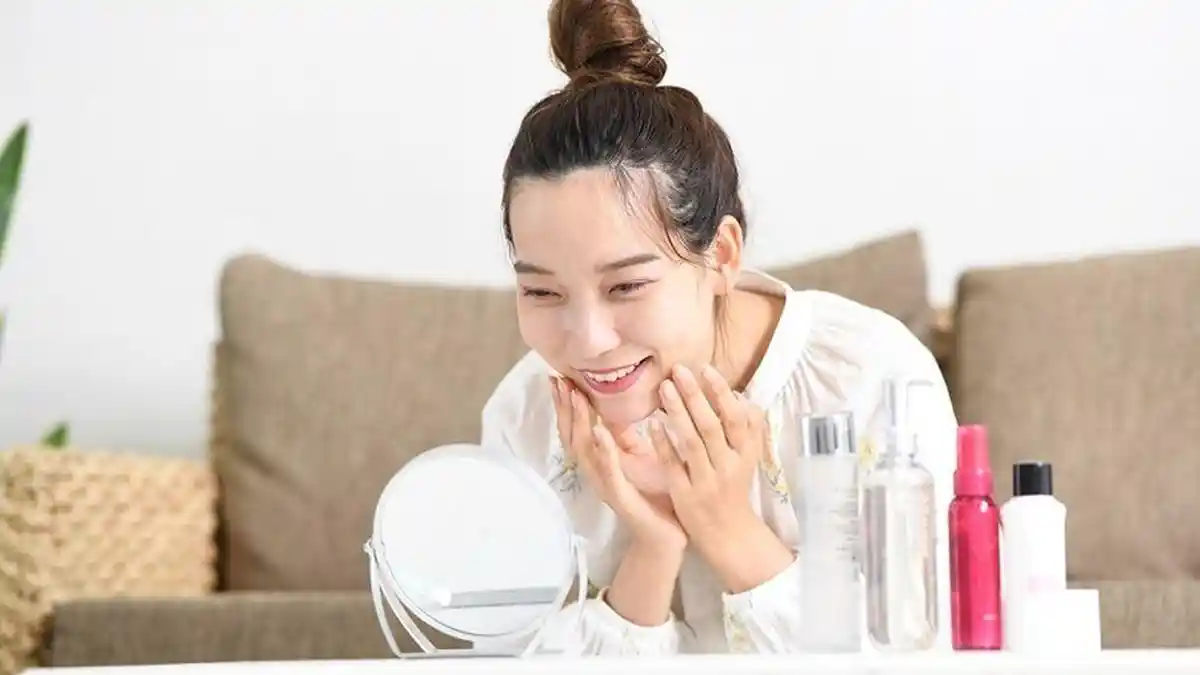  Kulit Perempuan Asia Cenderung Berminyak dan Sensitif,  Ini Kandungan Sunscreen yang Tepat
