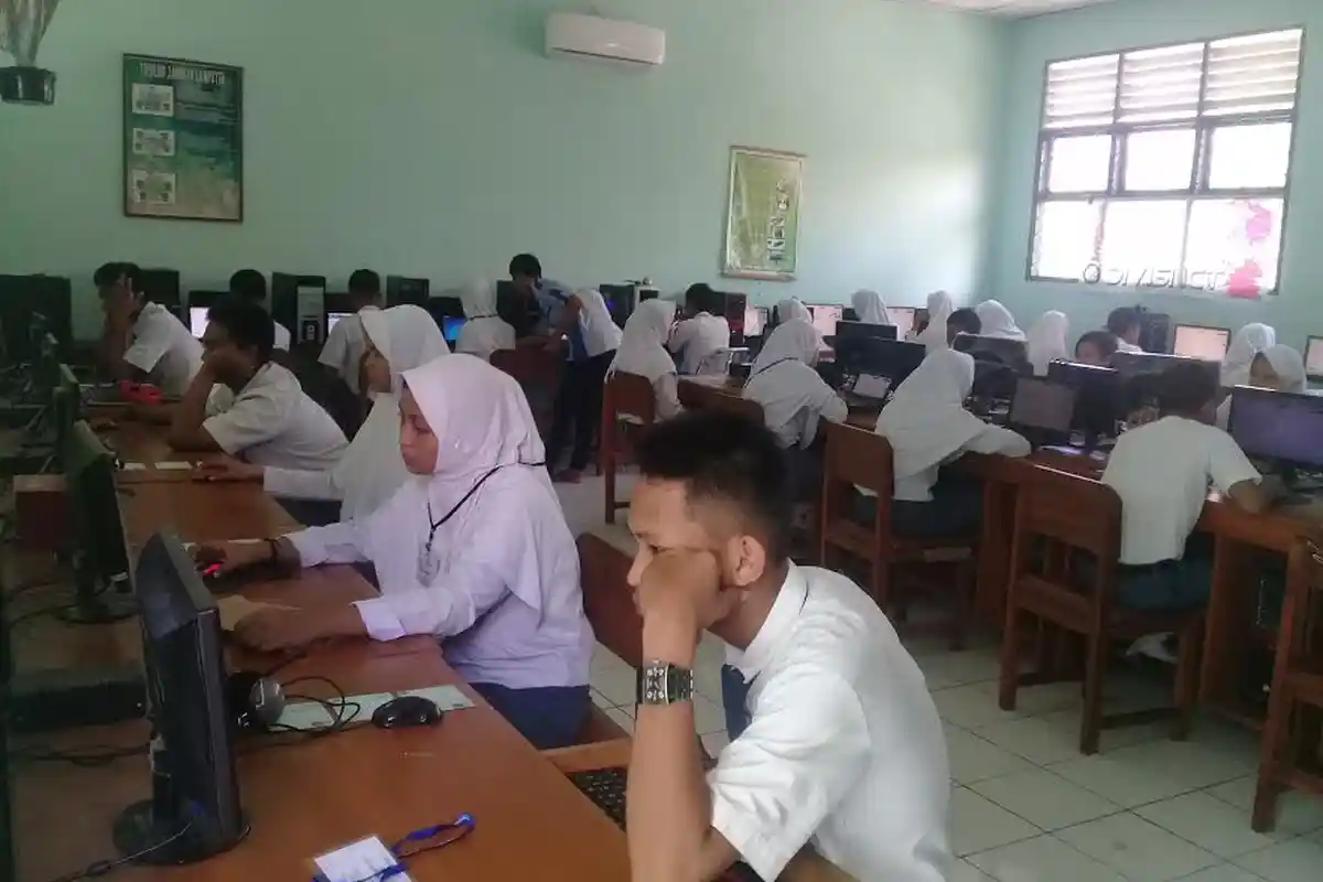 VIDEO: Begini Suasana UNBK di SMA Negeri 2 Sidrap