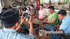 Owner-Perusahaan-Rokok-Makayasa-Supriyadi-atau-Haji-Adi-2026.jpg