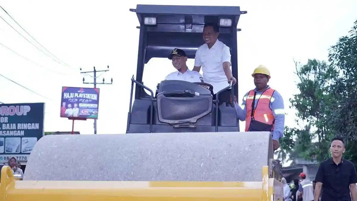 Ruas Jalan Penghubung Pringsewu-Lampung Tengah-Lampung Utara Mulai Dibangun