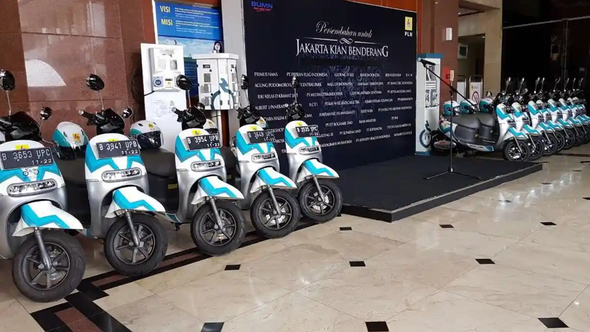PLN Disjaya Sebagai Pelopor Penggunaan Kendaraan Listrik - pln-disjaya_20171128_111857.jpg