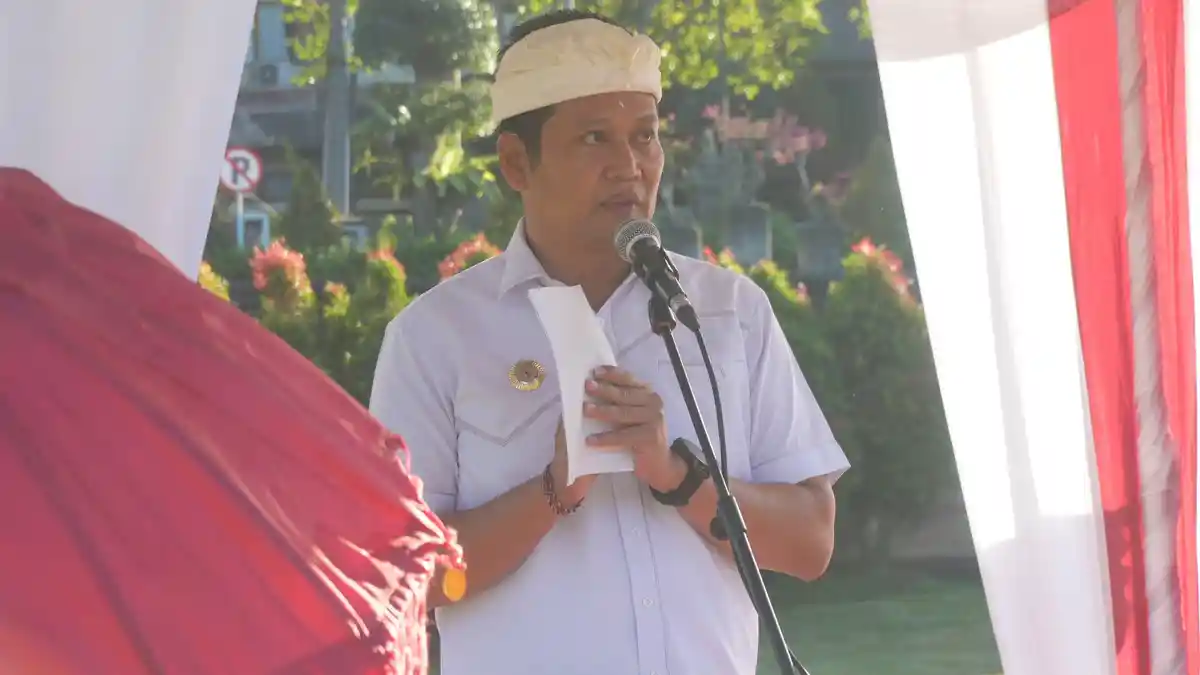Peringatan Harganas ke-33 di Jembrana Bali, Figur Ayah Sangat Vital Bagi Anak, Batasi Screen Time - Tribun-bali.com