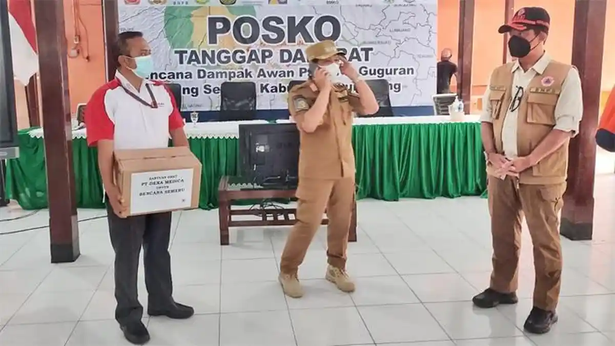 Dexa Group Donasikan Obat-obatan untuk Warga Terdampak Erupsi Semeru Melalui BNPB
