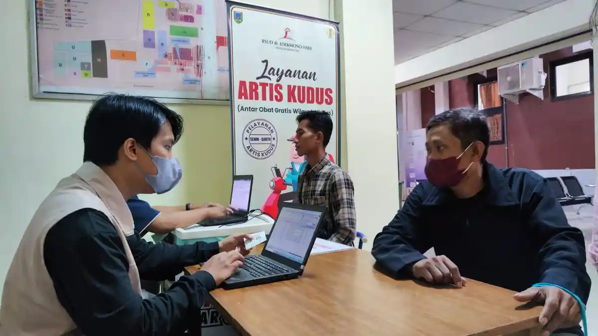 Cara Nikmati Layanan Artis Antar Obat Gratis Sampai Rumah RSUD dr Loekmono Hadi Kudus