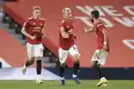 donny-van-de-beek-dan-bruno-fernandes-manchester-united.jpg