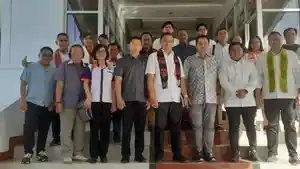 Asisten-II-Pemkot-Kupang-dan-Plt-Kadis-DPMPTSP-Kota-Kupang.jpg