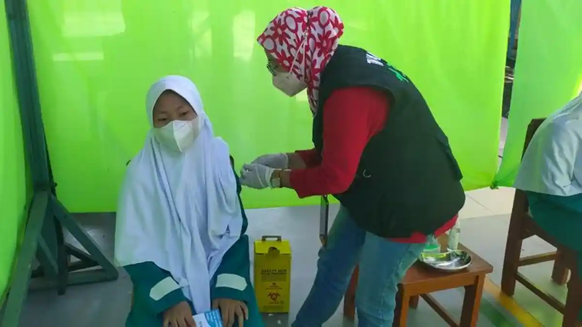 TERNYATA Tidak Hanya Yang Berstatus Pelajar, Anak Putus Sekolah di Majalengka Juga Divaksin Covid-19