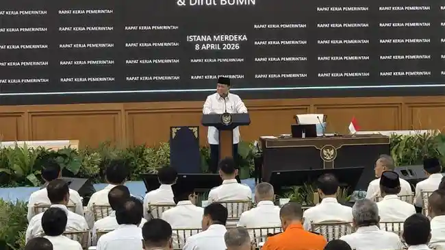 Prabowo Pimpin Rapat Kerja di Istana, Soroti Stabilitas di Tengah Gejolak Global