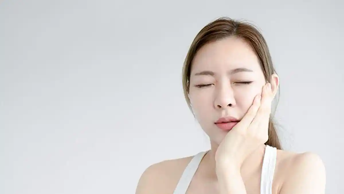 Penyebab Sakit Gigi di Malam Hari, Mengapa Lebih Nyeri Dibanding Siang?