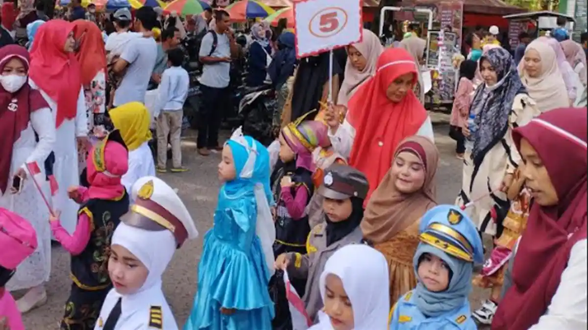 Ribuan Murid PAUD dan TK Pawai HUT Kemerdekaan