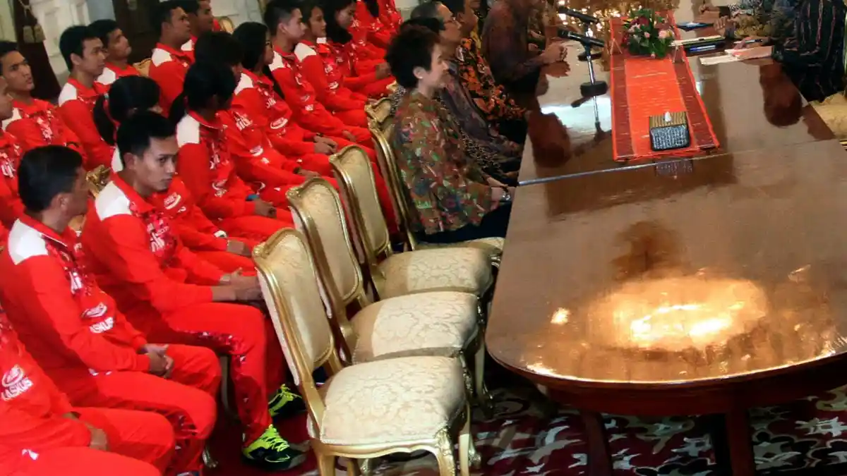 Presiden Jokowi Minta Masyarakat Dukung Tim Thomas