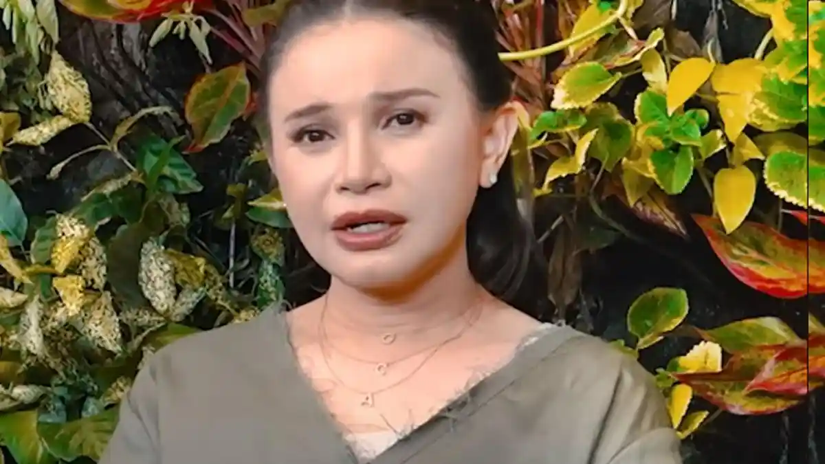 Difitnah Operasi Plastik Gagal Hingga Kena Mental, Penyanyi Rossa Somasi Puluhan Akun Medsos
