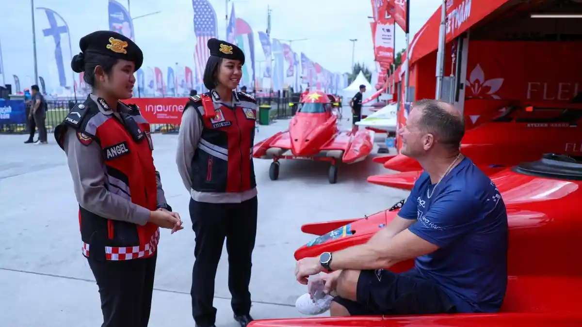 Polda Sumut Terjunkan Polisi Mahir Bahasa Inggris Layani Wisatawan F1 Powerboat