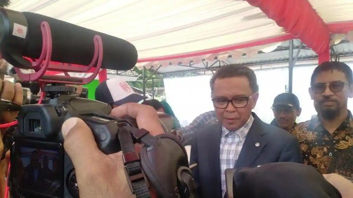 VIRAL, Hari Pertama Masuk Kerja, Gubernur Sulsel Pecat Kepala Inspektoratnya, Ada Apa?