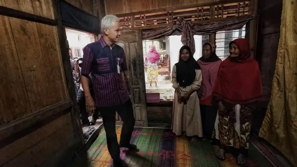 Kisah Gadis Putus Sekolah di Pagentan Banjarnegara Tinggal Berdua dengan Kakak, Kini Dapat Kejutan